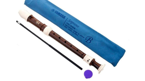 1764 YAMAHA SOPRANO FLUTE RECORDER YRS 314BIII