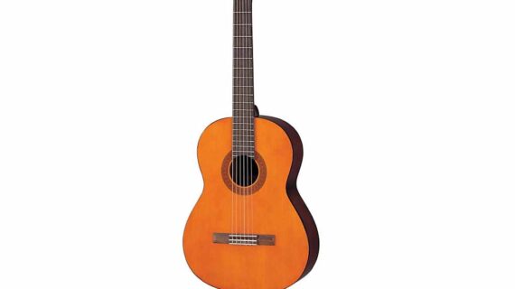 4636 Yamaha Gigmaker C40 Classical Guitar Pack 1