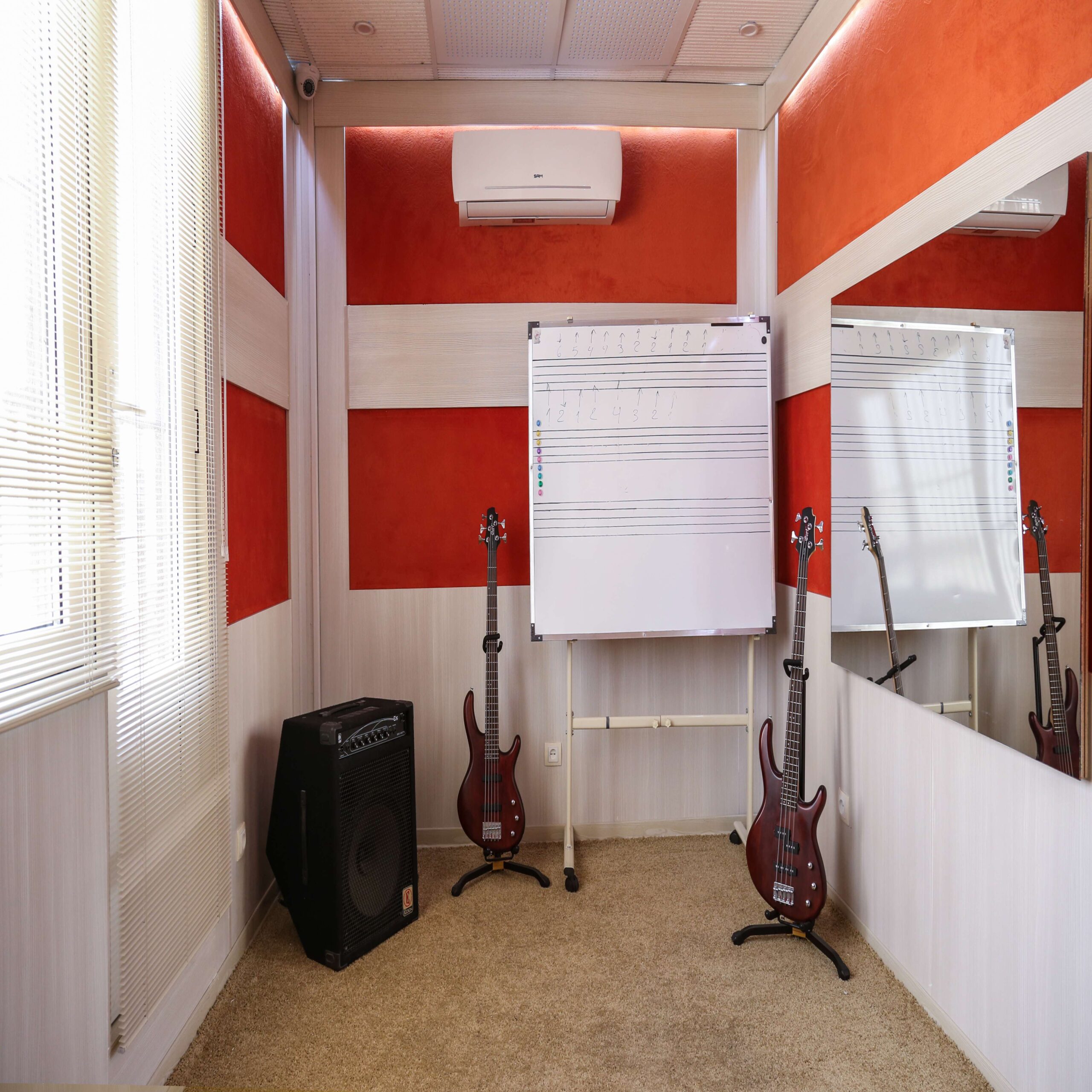 آموزشگاه سرنا scaled